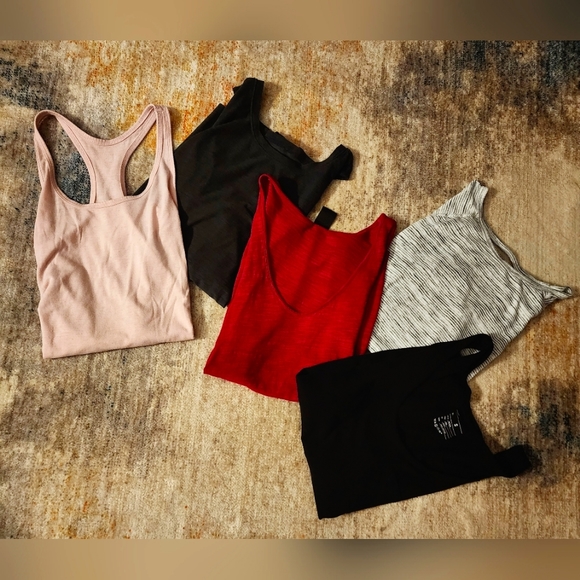 Bundle of 5 Cotton Tanks - Picture 1 of 16